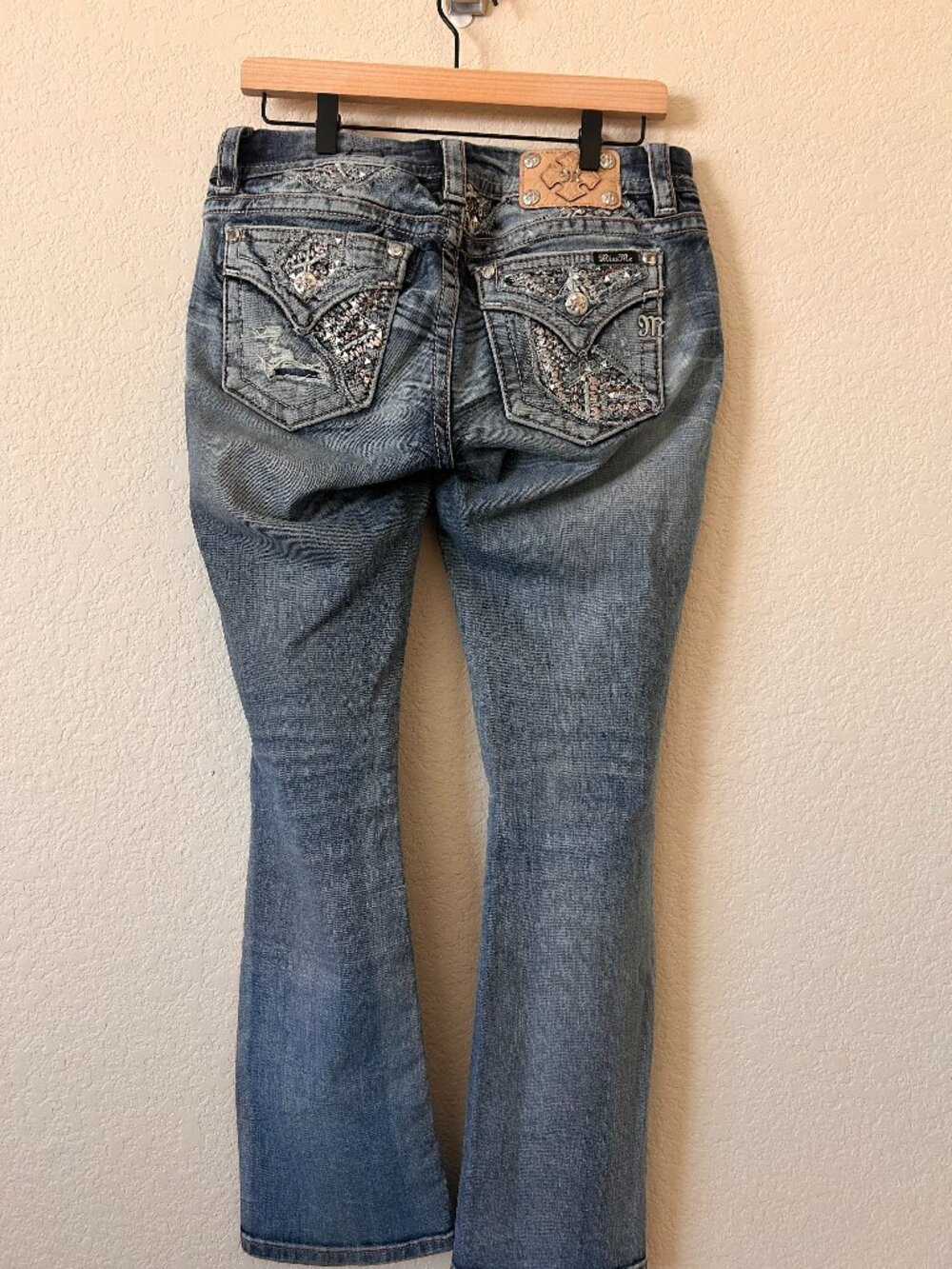 Miss Me Signature Slim Boot Jeans Embellished Faux Flap Pockets Size 28